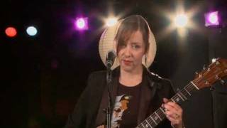 Suzanne Vega - (2010) Gypsy (acoustic version) [from &quot;Grooveable Feast&quot;]