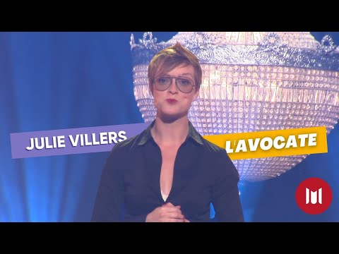 Julie Villers - L'avocate (sketch)