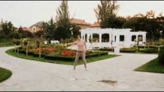 Headphones - Little Boots (Moon Boots Remix)