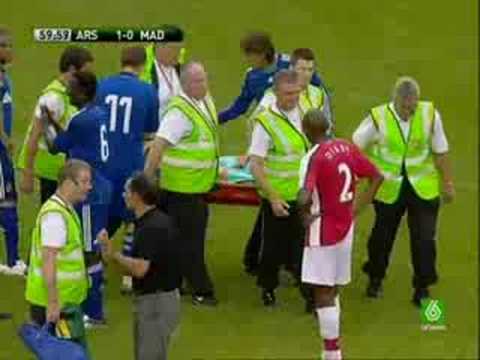 Sneijder injured lesión de Sneijder