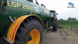 Sw machinery hire ltd with Manure/waste spreader at Lacock, Chippenham