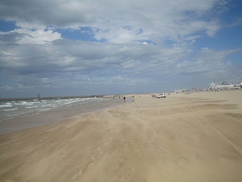 Places to see in ( Calais - France ) Calais Beach