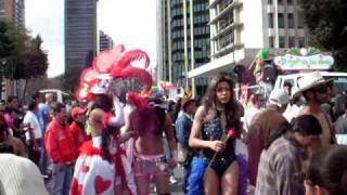 preview picture of video 'Gay parade bogota 2009 Pamela Reina de Corazones'