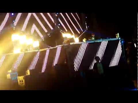 UMF 2012 Day 3: ASOT 550 - Gareth Emery Live Set - Smells Like the Bottle Song to Greyhound