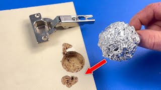 Method Surprised 50-year-old Carpenter! Put Aluminum Foil To Hinge and Be Amazed