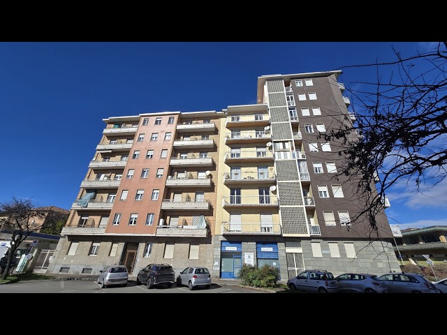 Biella  - alloggio quadrilocale. € 79.000