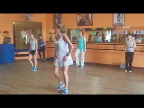 Clase de AEROTANGO by Gabriela Bazzano