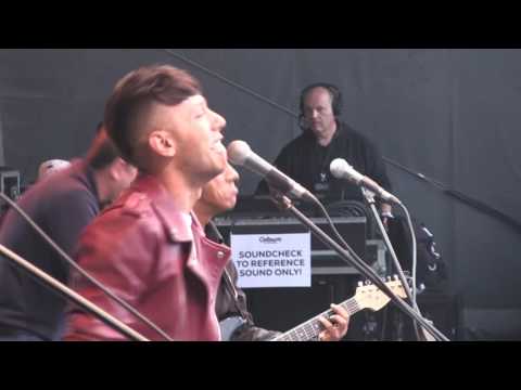 Terne Čhave - Terne Čhave ft. Jan Bendig - Colours of Ostrava 2016 (Čhaje, so 