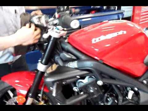 Building 2012 Triumph Street Triple R for customer