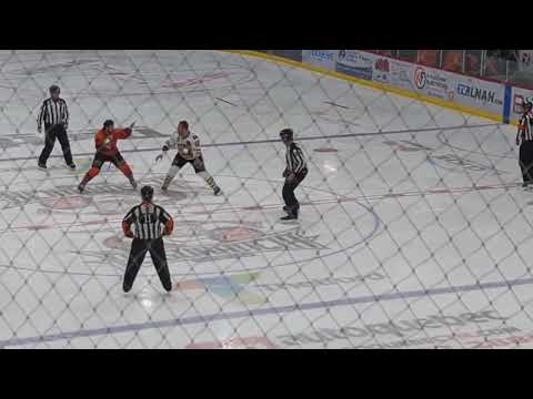 Fight/Bagarre Dave Hamel vs Hubert Poulin 09 janvier 2026