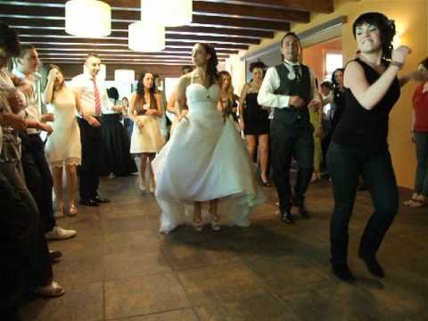 BALLI DI GRUPPO PER MATRIMONI MUSICISTA ALEX E CLAUDIA RISTORANTE LE QUERCE CANTU' (CO)