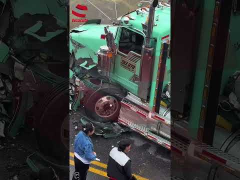 Grave accidente bloquea la vía Pamplona–Bucaramanga a la altura de Berlín #accidentevial