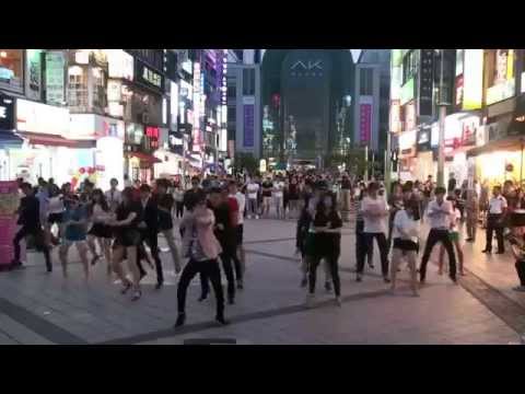 GANGNAM STYLE FLASHMOB _ by shelvianii putrii.mp4