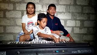 Download lagu Karna Su Sayang - Near Ft Dian Sorowea (Cover Version) By Dodi Hala ft Iva Taolin mp3