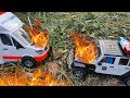Police Car Rescue Ambulance Fire Trucks Help Cars That Are On Fire