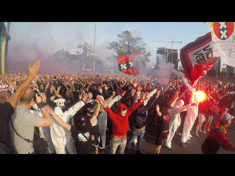 Entrada Ajax - Dinamo Kiev (22-08-2018)