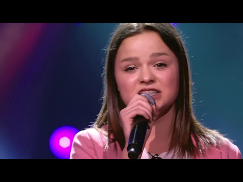 Pauline - 'Girl On Fire' | Blind Auditions | The Voice Kids | VTM