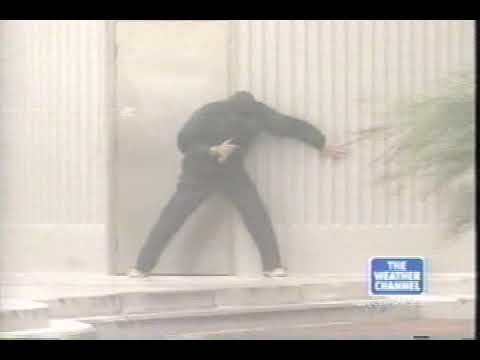 Weather Channel clip w/ Local Forecast 1128PM-1138PM Thursday September 18 2003 - Hurricane Isabel