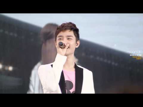 [fancam] 120818 Dear My Family - Opening D.O. focus @ SMTown in seoul