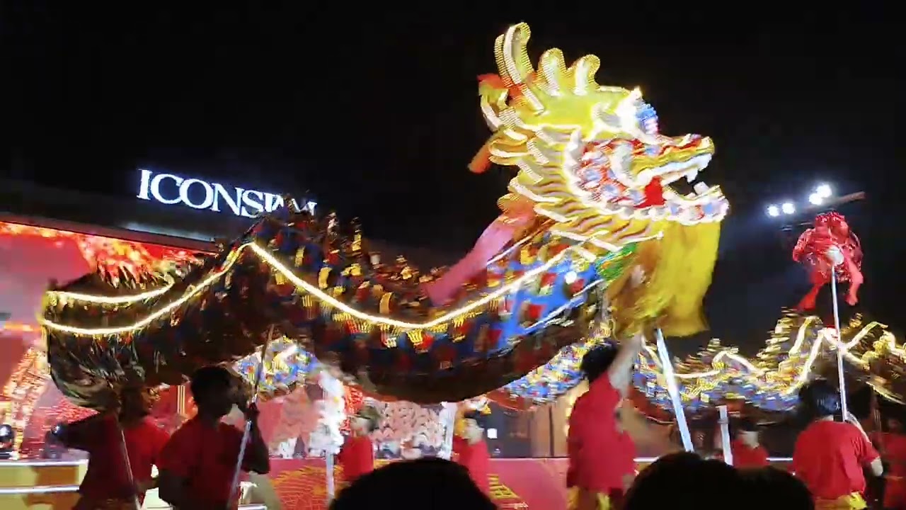 การเชิดมังกรที่ไอคอนสยาม 2569 ตรษจีนเมืองไทย