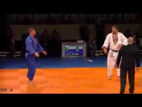 Tobias Mol tijdens de finale NK Judo 2013 categorie + 100 kg
