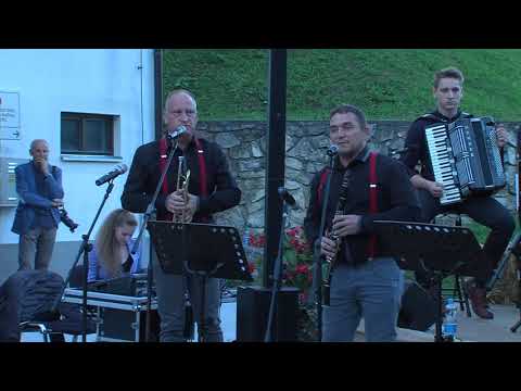 Veseli trobentar in Tu smo doma -  ans. Aplavz v živo