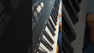 Download lagu Uyar Malaiyo John Jebaraj song mp3