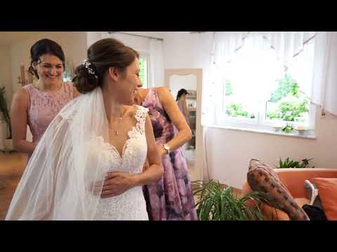 Julia & Christopher / 12. August 2017 / Schlossberg Sonneberg