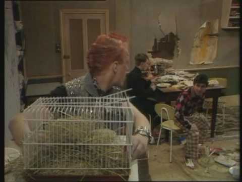 The Young Ones Season 1 Episode 01   Demolition