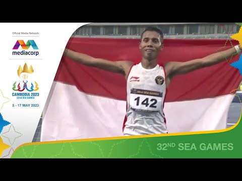 Indonesia's Simbolon outlasts Singapore's Soh Rui Yong to win 10000m race | Athletics SEA Games 2023