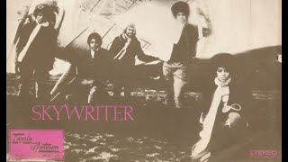 Skywriter Stargate Remix https://www.michaeljackson.com/