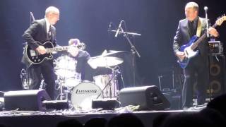 Andy Fairweather Low & The Lowriders - Berlin 2013 - Opening for Eric Clapton