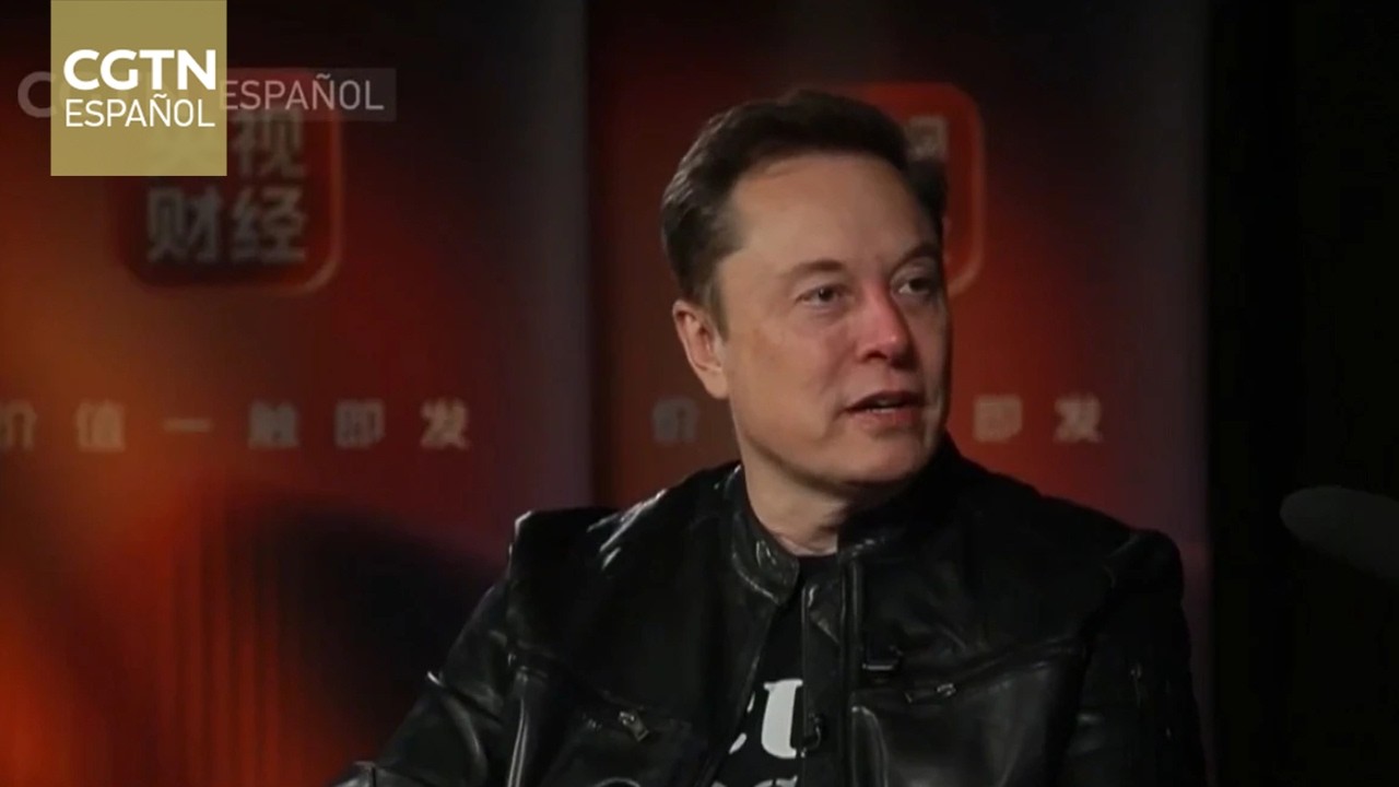 El director ejecutivo de Tesla, Elon Musk, elogia el rápido desarrollo de China