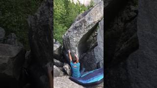 Video thumbnail of The Sickle, V3. Squamish