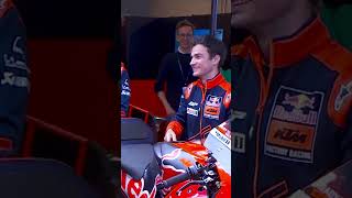 Download lagu Jack Miller Airways coming in for landing ✈️🏍️ mp3 Download lagu Jack Miller Airways coming in for landing ✈️🏍️ mp3