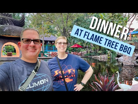 Dinner at Flame Tree BBQ...And a Bird Ate Brandon's Food! 🌳 | Gluten Free & Food Allergy Review