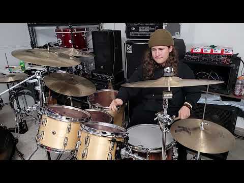 Cam enjoying his brand new Pearl session studio select after taking it out of the box! Great kit!