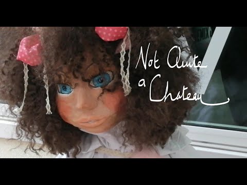 Not Quite a Chateau 34  Christmas in Bourges - Cobbles -  Poodle - a Pug -  Freaky Kiki and a Palace