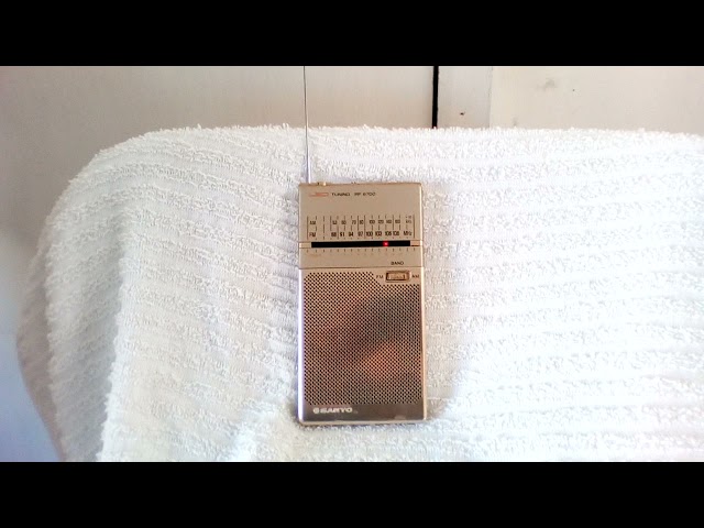 Vídeo relacionado con Radio Sanyo de Bolsillo Am/FM Color Plata Modelo ks125P
