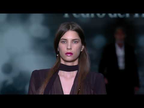 Pedro Del Hierro | #MBFWMadrid Marzo 2022
