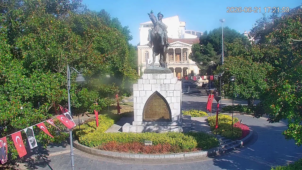 Live webcam view of Onur Monument & Atatürk Statue