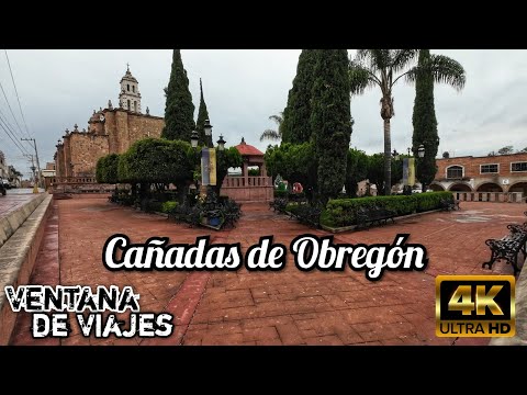 Cañadas de Obregón. Hermoso pero solitario pueblo a causa de la emigración a los estados unidos.