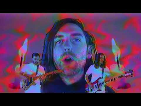 WHARVES // Mo's Desert Clubhouse (Official Video)