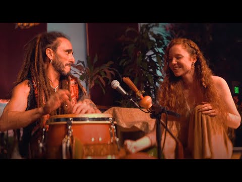 Ajeet - Kiss the Earth (La Luna) - Around the World