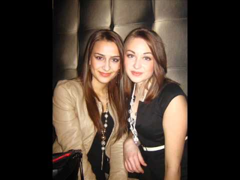 Marina & Adriana Bralo - 1000 Türen