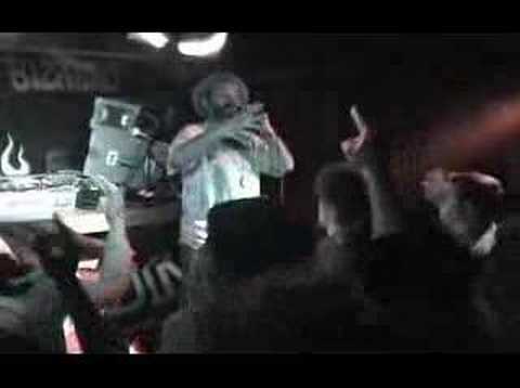 WEEDING DUB "serious smile" live