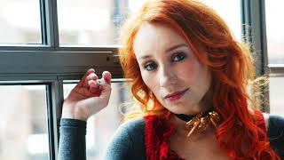 Tori Amos - Cars and Guitars
