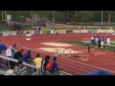 Ka'Mauri running 200m regional 4/26/16