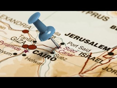 Suez Crisis, 1956 - Eden vs Nasser.  ST: ENG - FRA.