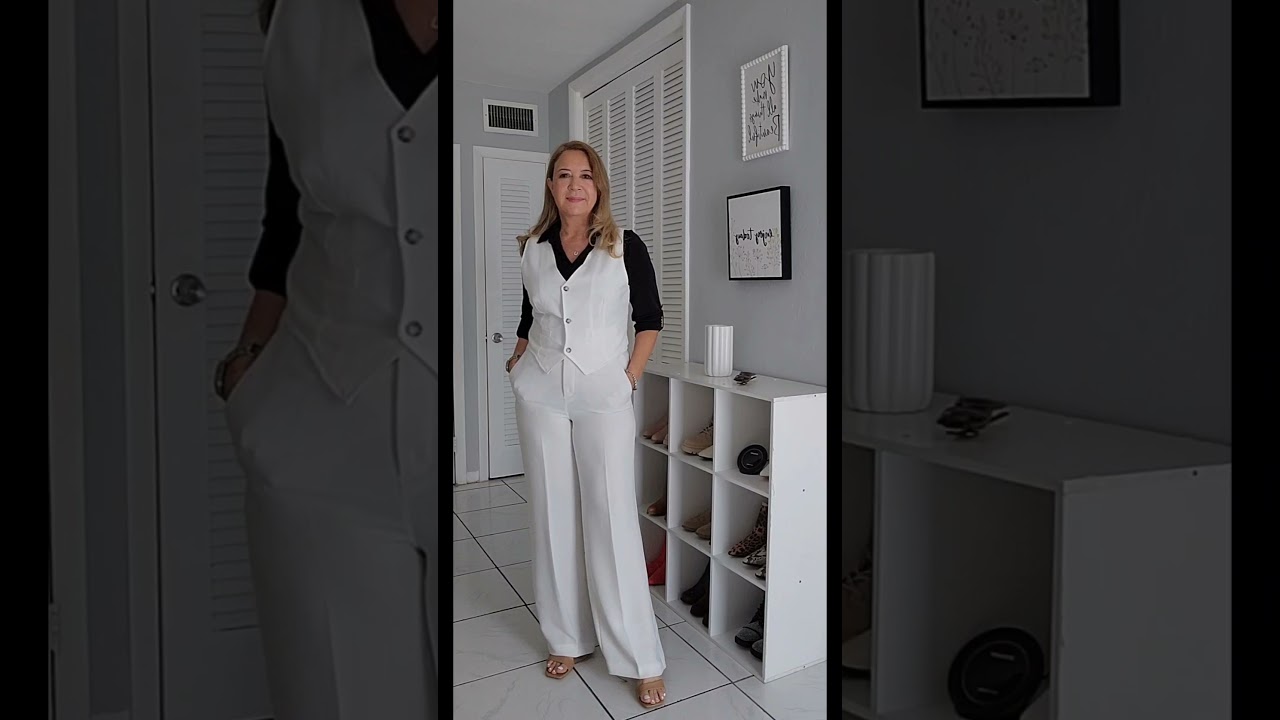 combinando un chaleco blanco